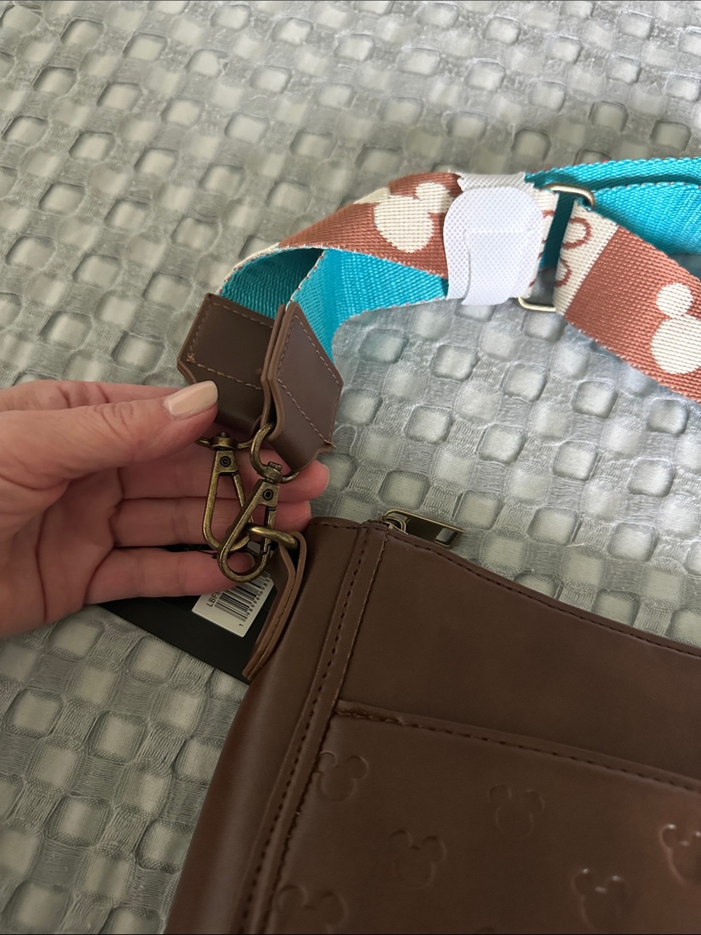 Disney Brown Crossbody Bag with Colorful Woven Strap NWT Bioworld - Picture 3 of 13